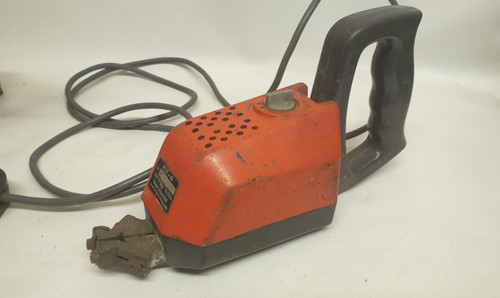 Tyre tread cutter cutting - tread,