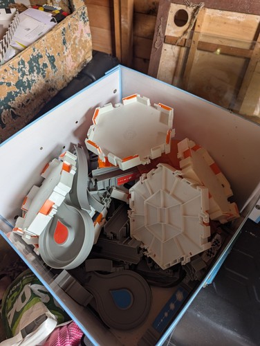 Large box hexbugs track - box,