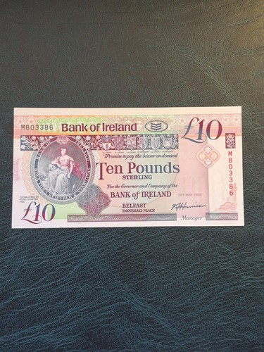 Ten pound note bank - -, £10