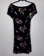 Social Circles Floral Gold