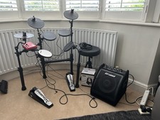Carlsbro CSD100 R Electronic Drum Kit with Stool, Headphones & Tablet Holder
