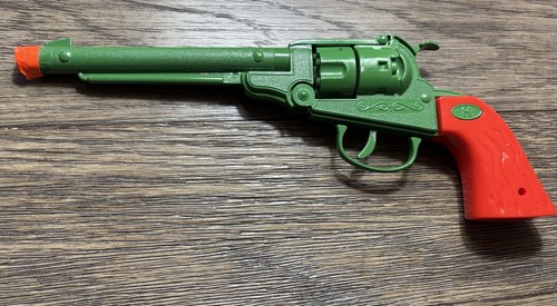 Vintage hubley plastic toy - plastic,