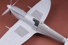 Models buc 24002 - s.b.s,