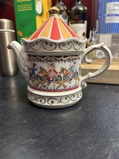 Sadler Edwardian Carousel Small Teapot