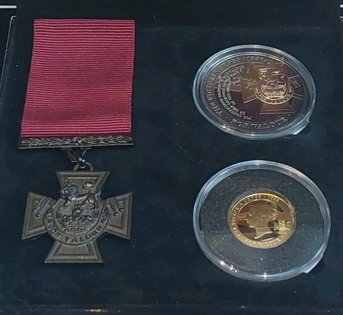 2016 the victoria cross medal - 2016,