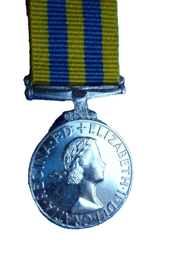Korea war medal miniature - war,