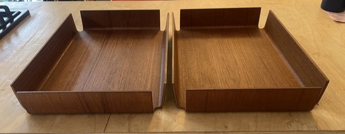 Pair teak bent - pair, letter
