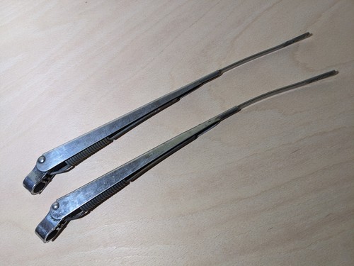 Pair chrome windscreen - of,
