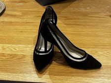 Karen Millen Black Suede Court