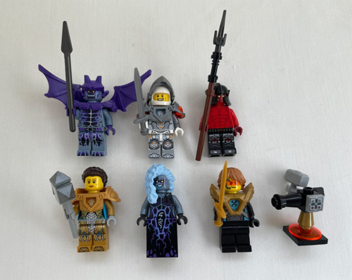 Lego nexo knights minifigures - nexo,