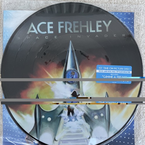 Ace frehley space invader - ace,