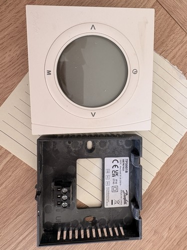 Danfoss tp5001b programmable - danfoss,