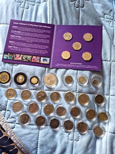 Mixed coins tokens - uk, bulk