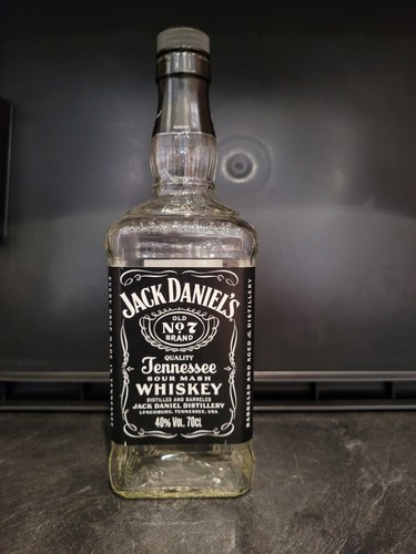 Empty 70cl jack daniels old - old, no