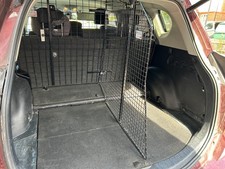 Toyota Rav4 hybrid (2013-2019) dog guard and adjustable boot divider