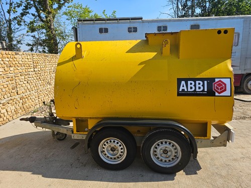 2750 vat western abbi 2000 - £2750+vat,,