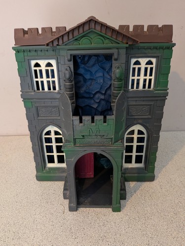 Batman wayne manor batcave - batman,