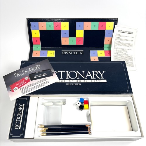 Pictionary board game family - pictionary,