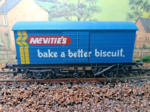 Hornby gauge r137 - oo,