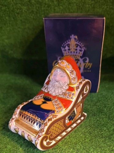 Royal crown derby paperweight - royal,