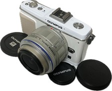 Olympus Pen E-P2 Mirrorless