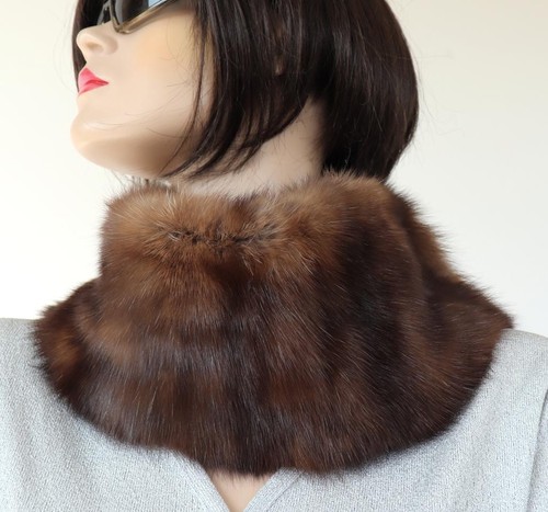 Fur scarf sable stand - sable, roll