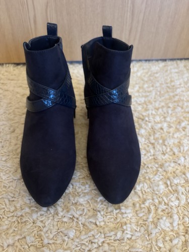 Navy ankle boots size 4 - navy,