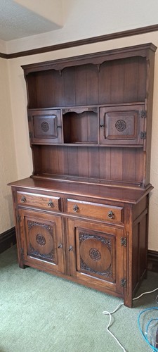 Gorgeous solid oak dresser - gorgeous,