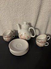 Boots Hedge Rose Cups And