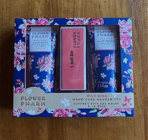 Flower pharm wild rose hand - pharm,