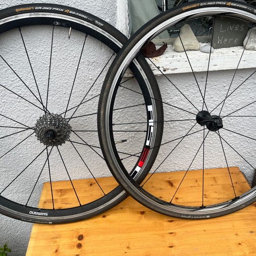 Shimano 700c wheelset - 700c, 3307