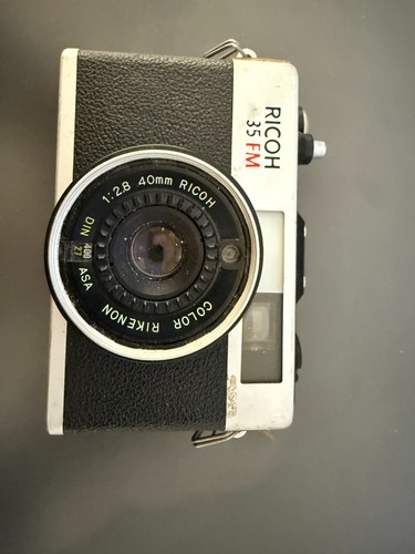 Ricoh 35mm film camera - fm,