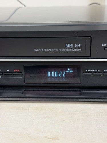 Toshiba dvr19dtkb2 vhs dvd - toshiba,
