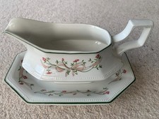 Eternal Beau gravy boat with