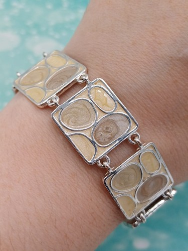 Stunning modern silver tone - stunning,