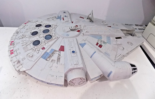 Star wars millennium falcon - wars,