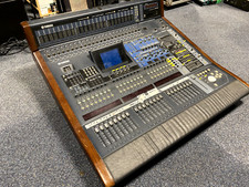 Yamaha DM2000 V2 96 Channel