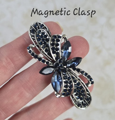 Blue magnetic collar brooch - magnetic,