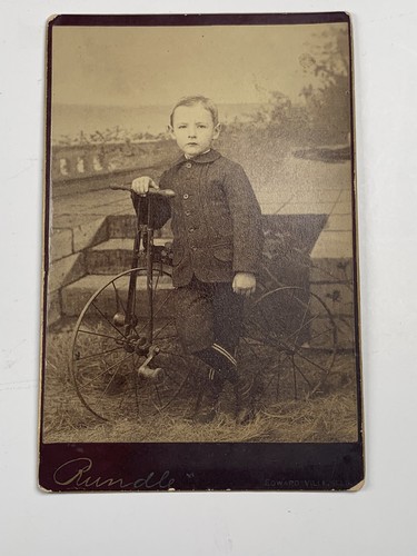 Cabinet photo boy standing - cabinet,