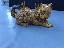 VINTAGE  EASTGATE  POTTERY CAT