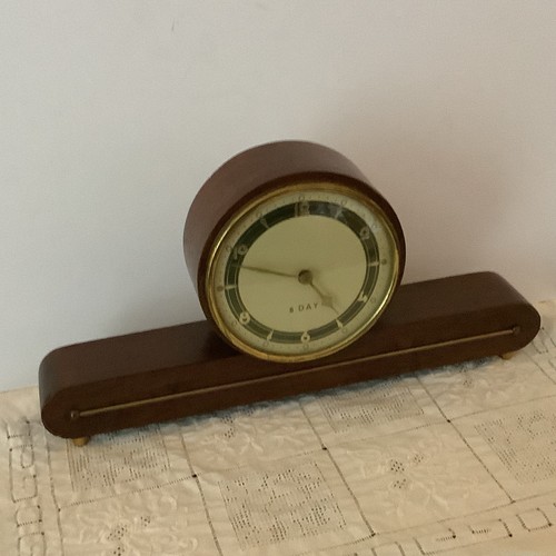 Art deco day wind up - day,