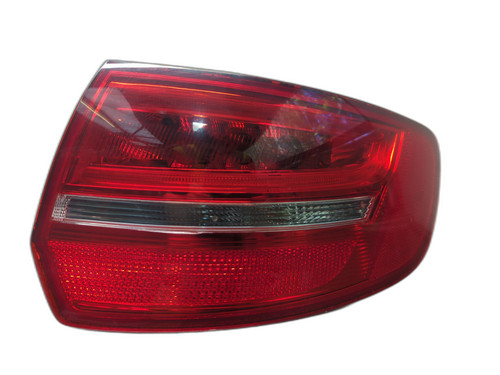 Audi 2010 rear light s - o/s, 5