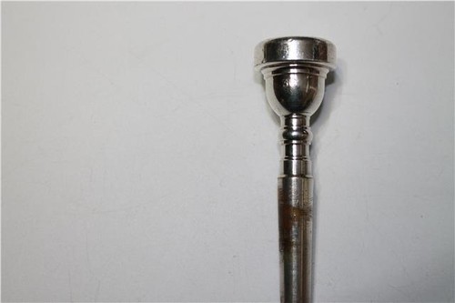 Trumpet mouthpiece - 3c,