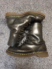Dr Martens 1490 Smooth Black