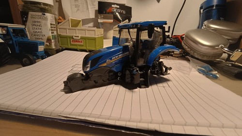 Britains new holland 180 - ,
