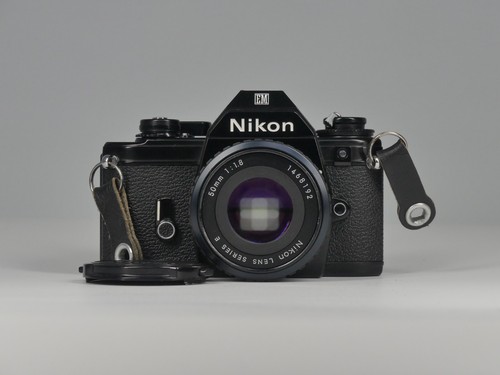 Nikon 35mm film auto - em,