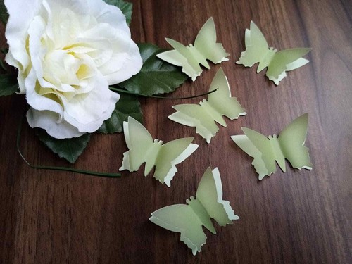 Large light sage green 3d - green,