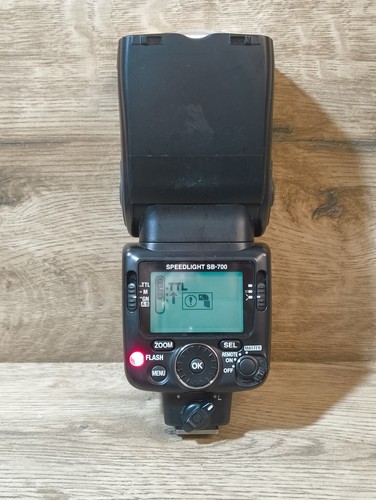 Nikon 700 speedlight - nikon, sb-700