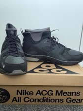 Nike Air Mowabb Black And