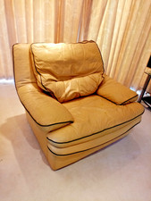 BRILLIANT YELLOW LEATHER ARMCHAIR. It will be the best buy you can make!
